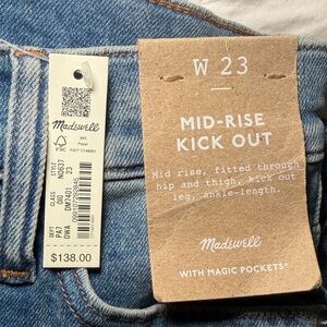 Madewell Blue Mid-Rise Kick Out Jeans